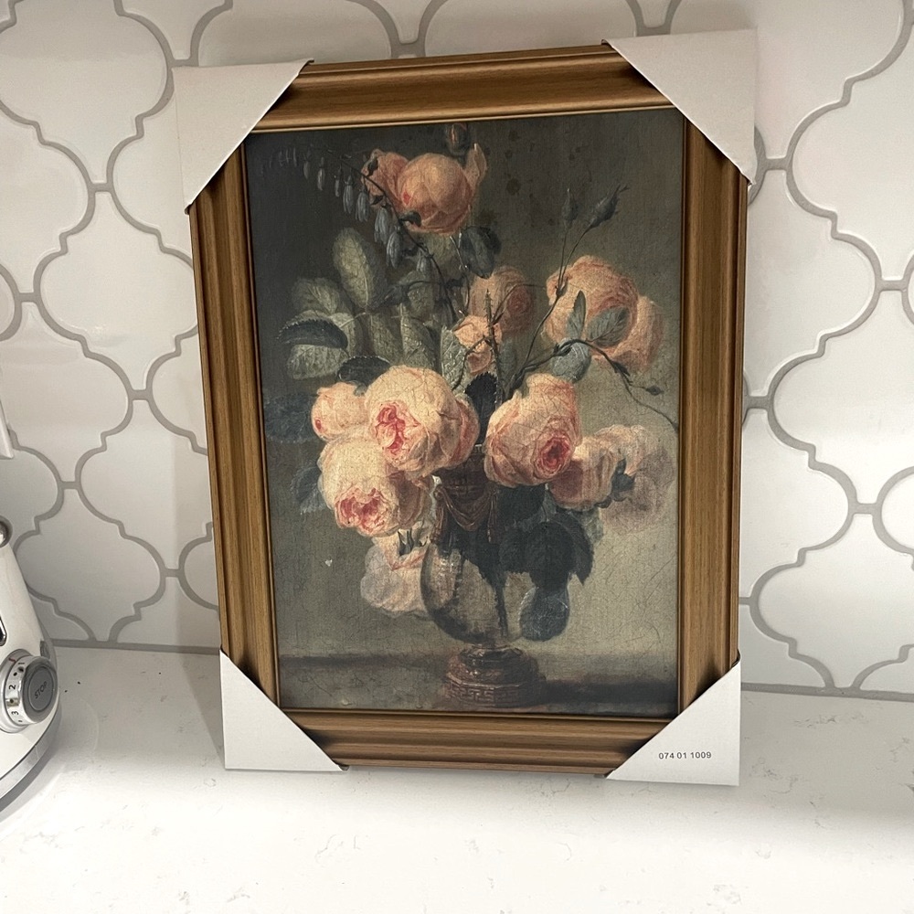 12”x 16” ANTQUE FLORAL NEW
Framed CNVS Threshold for Target
Wall Art